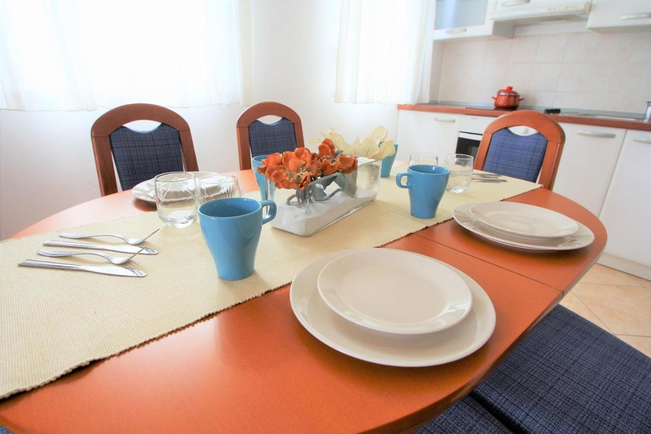 Apartment Mendikovic Poreč Eksteriør billede