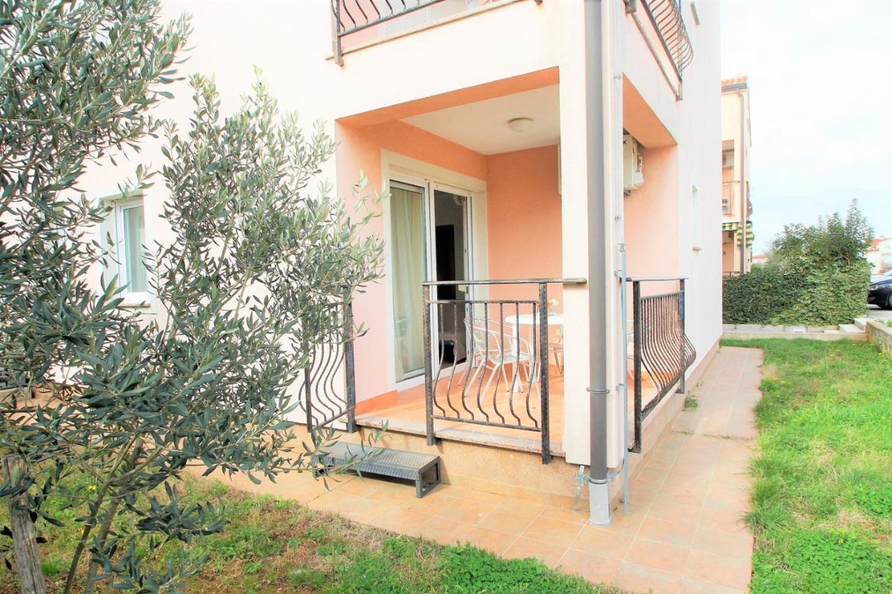 Apartment Mendikovic Poreč Eksteriør billede